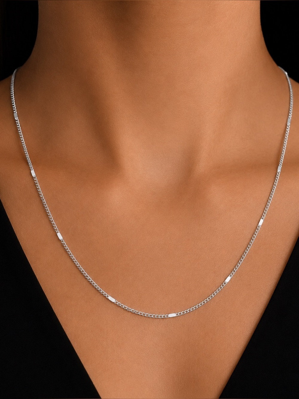 Elegant Curb Link Chain Sterling Silver 925 1mm 30 Inches Long 5.1 Grams